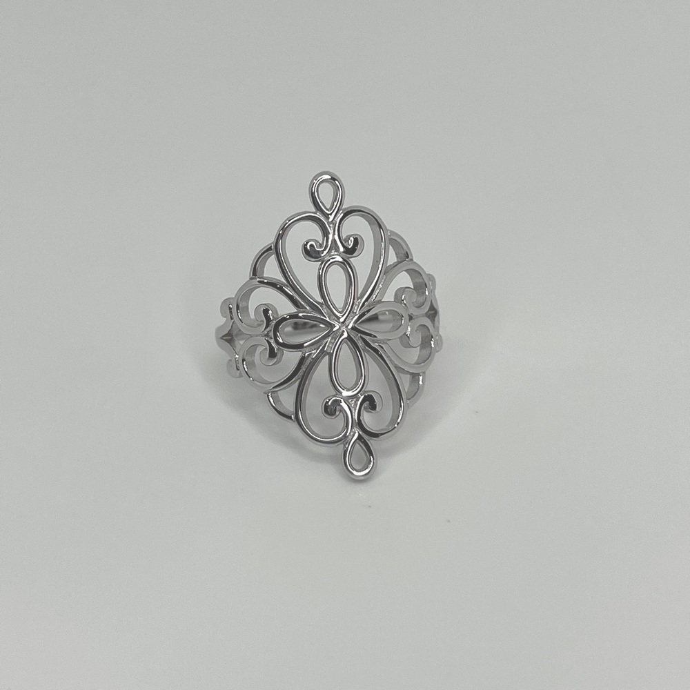 Sz 8, Clearance $22 Firm! Sterling Swirl Design Ring - Picture 13 of 14